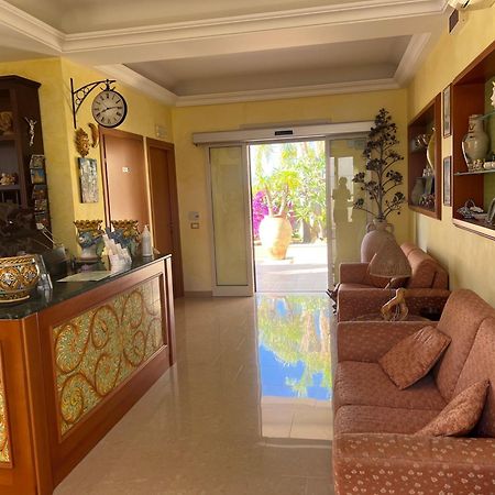 Residence Casa Del Mar Sicilia Marina di Modica Ngoại thất bức ảnh