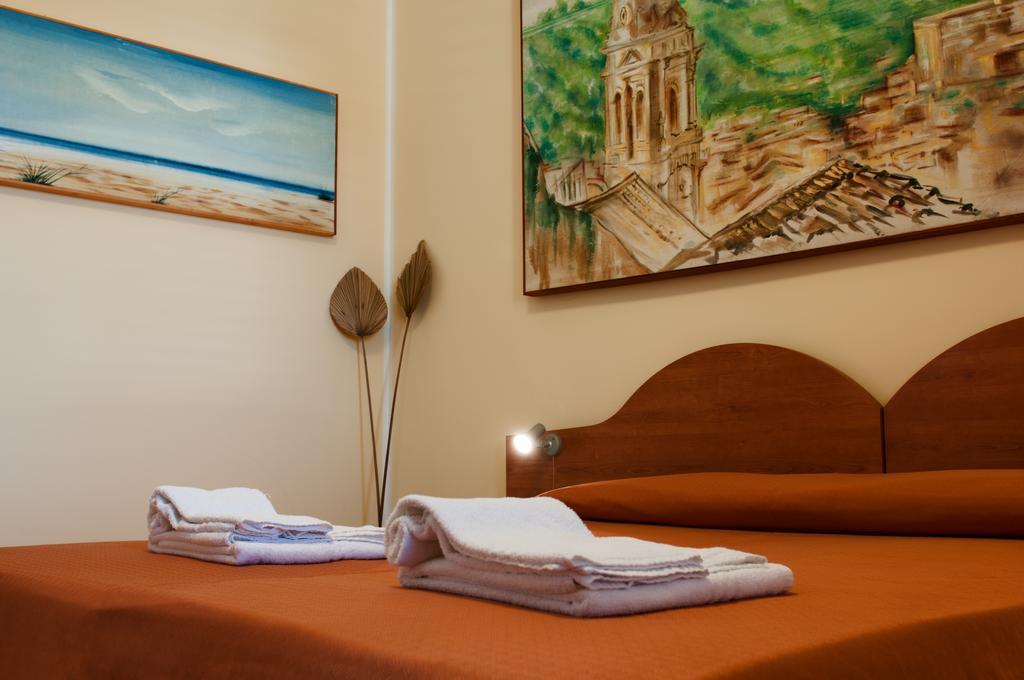 Residence Casa Del Mar Sicilia Marina di Modica Ngoại thất bức ảnh